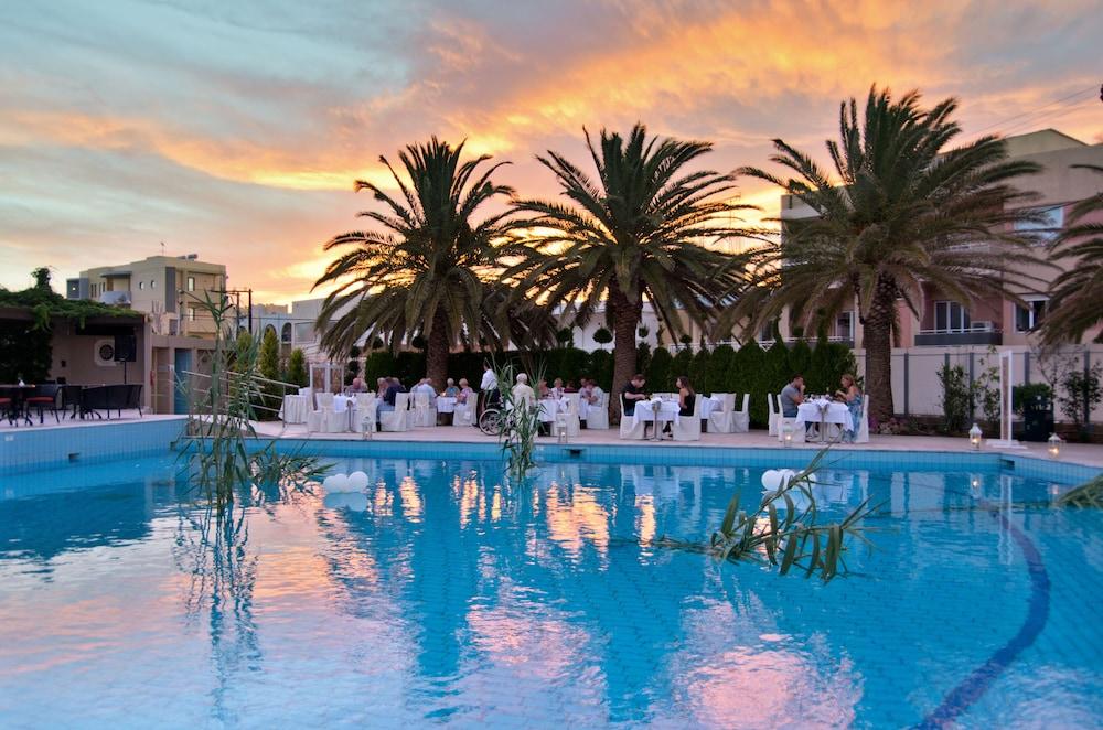 Minos Hotel Rethymno  Екстер'єр фото