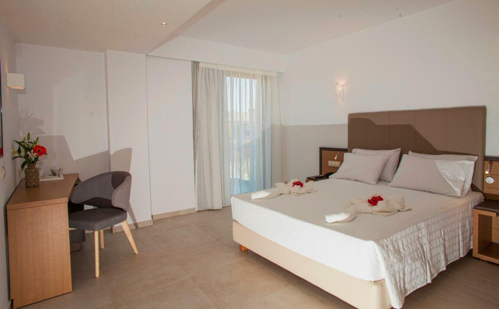 Minos Hotel Rethymno  Екстер'єр фото