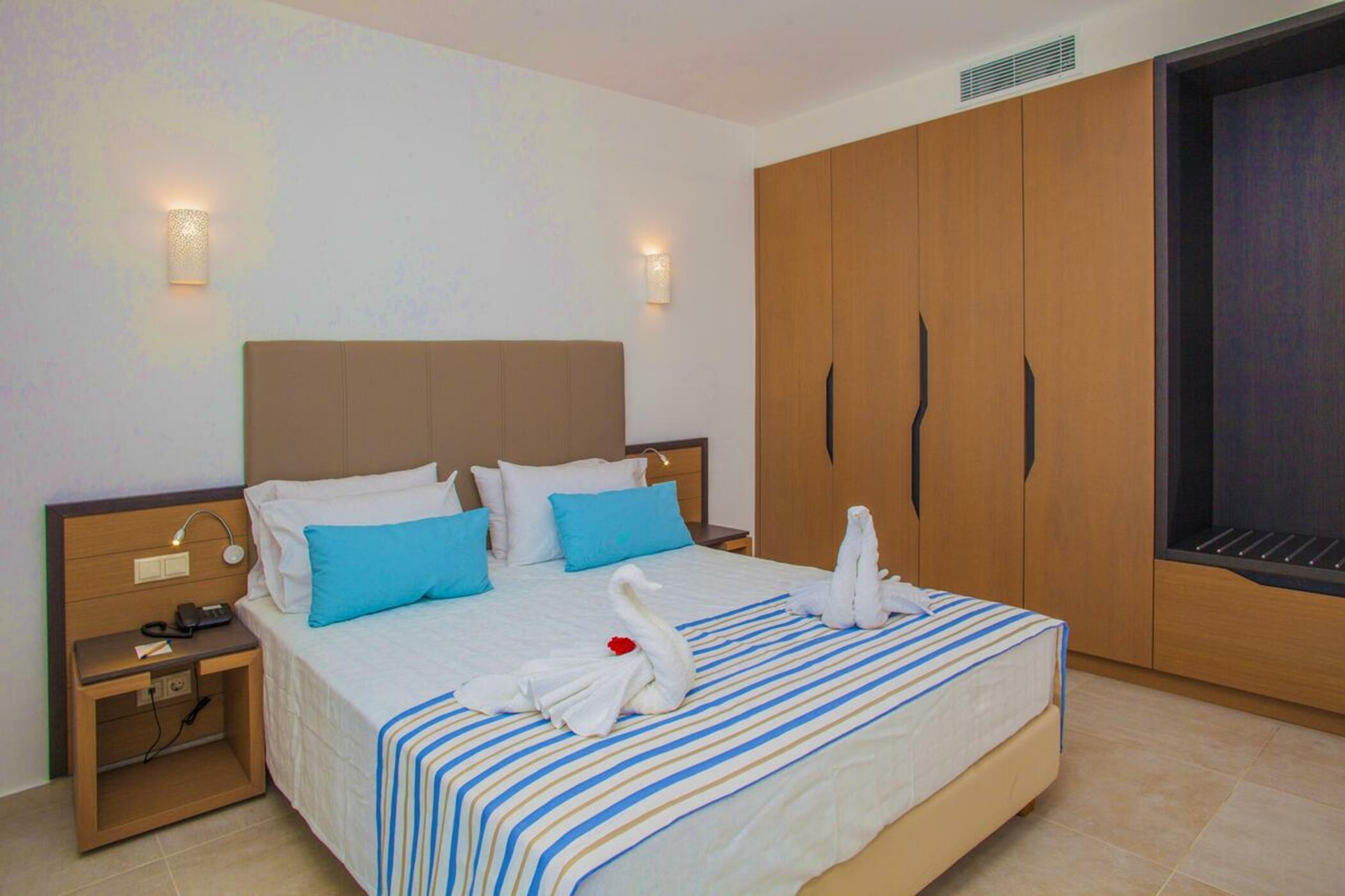 Minos Hotel Rethymno  Екстер'єр фото