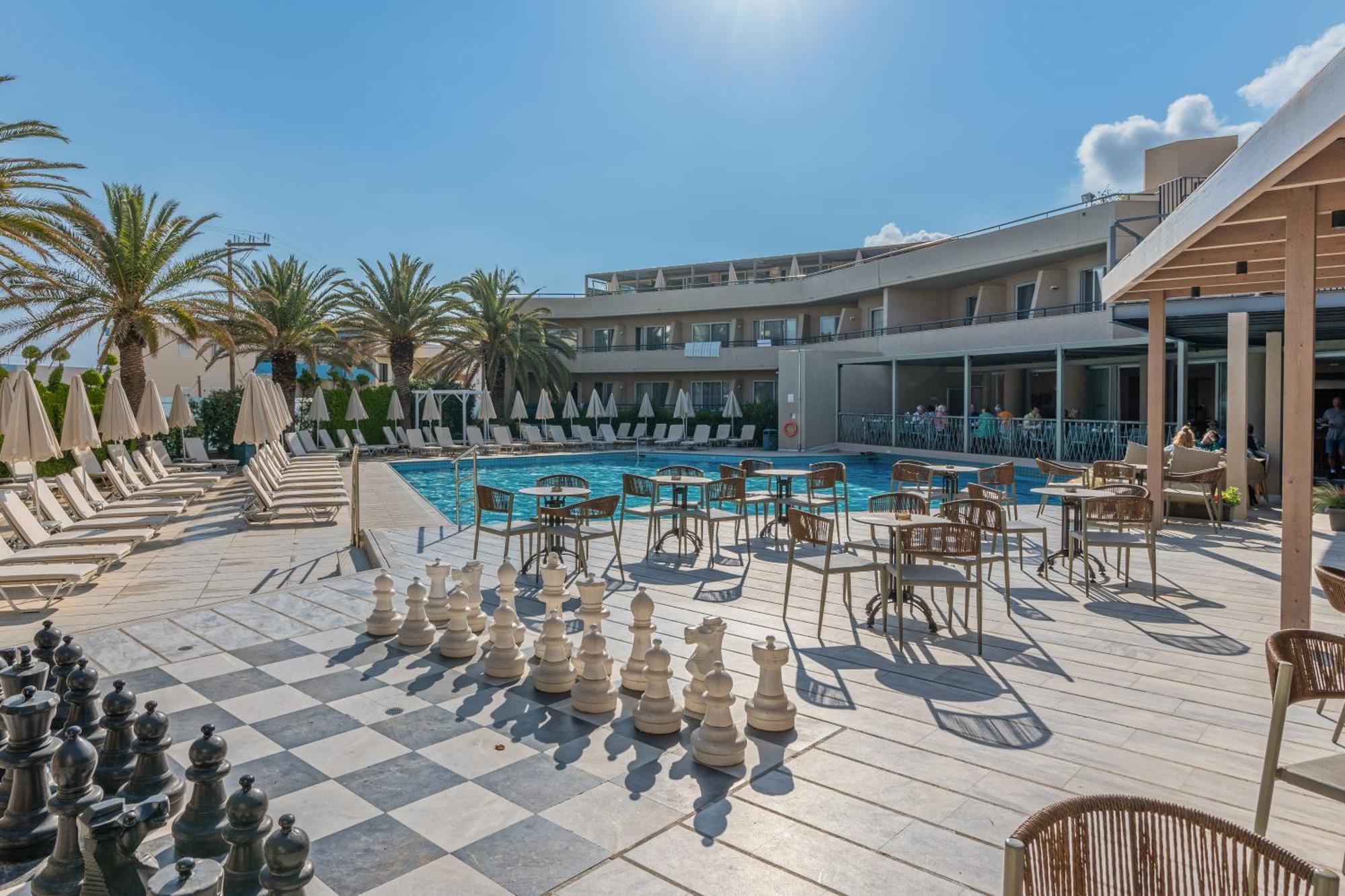 Minos Hotel Rethymno  Екстер'єр фото
